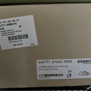 Gucci sneakers size 34